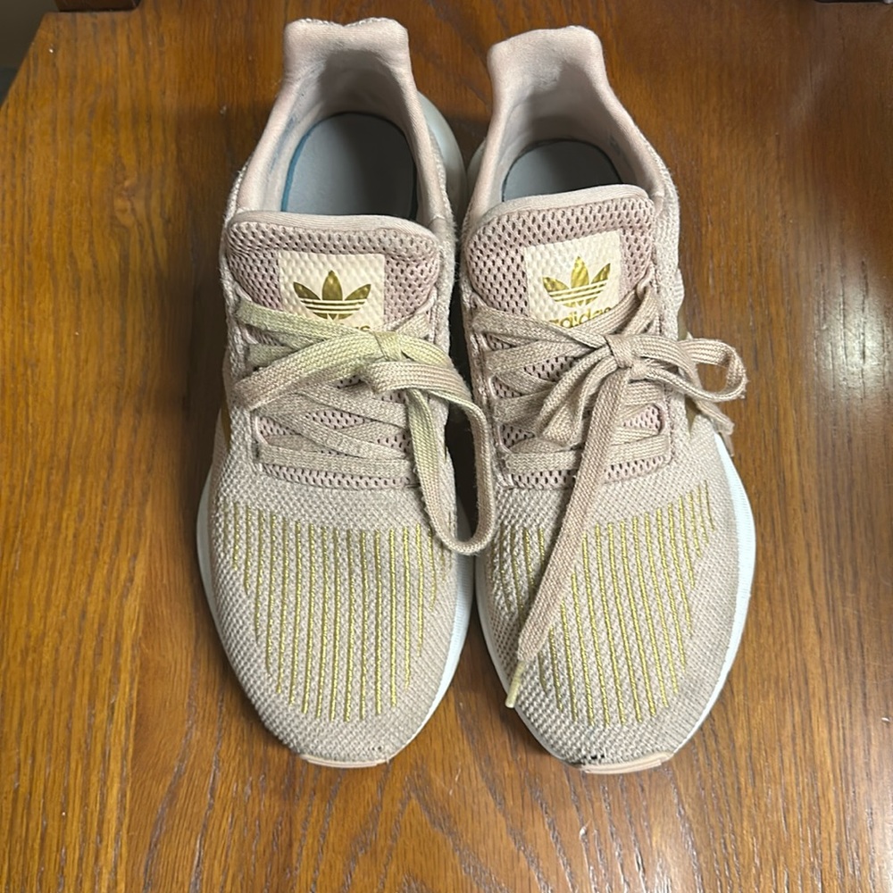 SOLD 
Adidas Swift run shoe